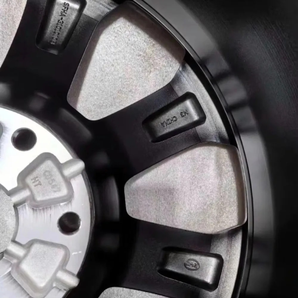 Factory Wholesale Auto Parts 20-inch Wheel Hub for  Formula Leopard OE 13975219-00
